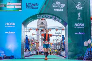 BIB: 316
                            <button type="button" onclick="openModal(21792149)" class="btn btn-primary btn-sm float-right btn-popup" data-toggle="modal" data-target=".modal-high-quality">
                        <i class="fas fa-shopping-cart"></i> Add to Cart
                    </button>
                                            <button type="button" onclick="isThisMe(21792149, true)" class="btn btn-success btn-sm float-right btn-popup btn-isme hidden" data-toggle="tooltip" data-placement="bottom" title="นี่คือรูปของคุณใช่ไหม คลิกที่นี่เพื่อเอาเข้าอัลบั้ม">
                        <i class="fas fa-plus"></i> Add to album
                    </button>
                    <button type="button" onclick="isThisMe(21792149, false)" class="btn btn-warning btn-sm float-right btn-popup btn-isnotme hidden">
                        <i class="fas fa-ban"></i> Remove from album
                    </button>